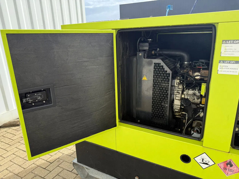 GESAN DPR 60 Perkins Leroy Somer 60 kVA Silent Rental generatorset - Gruppo elettrogeno: foto 2 GESAN DPR 60 Perkins Leroy Somer 60 kVA Silent Rental generatorset - Gruppo elettrogeno: foto 2