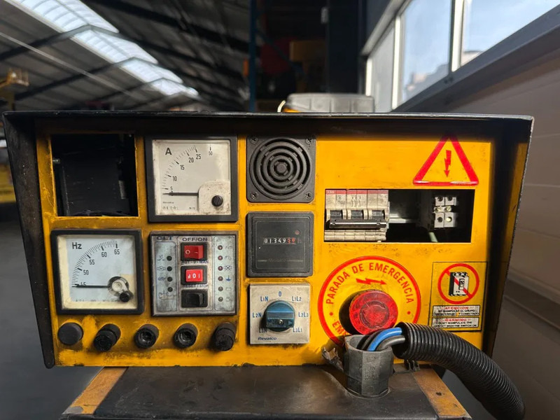 Hatz 2M41 15 kVA generatorset - Gruppo elettrogeno: foto 5 Hatz 2M41 15 kVA generatorset - Gruppo elettrogeno: foto 5