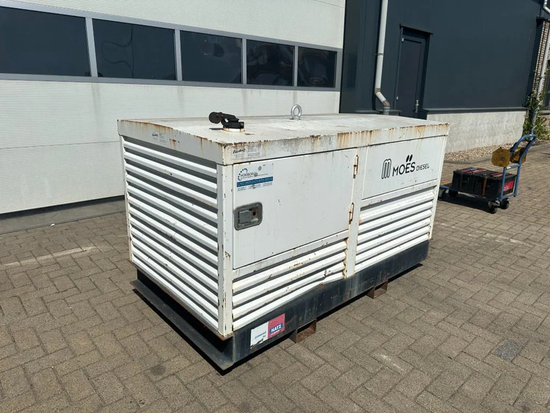 Hatz 3L41C Silentpack 22.5 kVA Silent generatorset - Gruppo elettrogeno: foto 5 Hatz 3L41C Silentpack 22.5 kVA Silent generatorset - Gruppo elettrogeno: foto 5