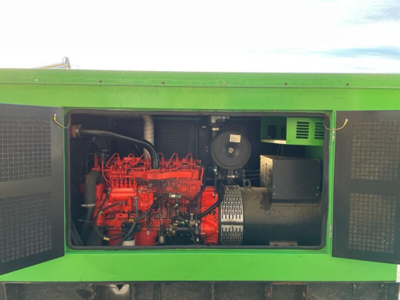 Himoinsa HMA6TAG2 Mecc Alte Spa 150 kVA Silent generatorset - Gruppo elettrogeno: foto 2 Himoinsa HMA6TAG2 Mecc Alte Spa 150 kVA Silent generatorset - Gruppo elettrogeno: foto 2