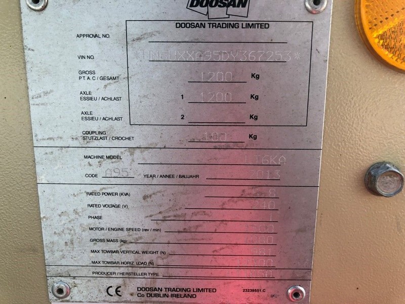 Ingersoll Rand Kubota LT6KA 9 meter light tower generator - Torre faro: foto 5 Ingersoll Rand Kubota LT6KA 9 meter light tower generator - Torre faro: foto 5