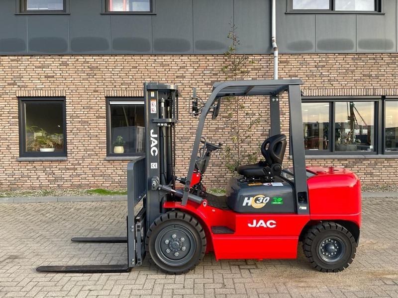 Isuzu JAC CPCD30 3 ton Triplex Freelift Sideshift Diesel Heftruck New ! - Carrello elevatore diesel: foto 1 Isuzu JAC CPCD30 3 ton Triplex Freelift Sideshift Diesel Heftruck New ! - Carrello elevatore diesel: foto 1