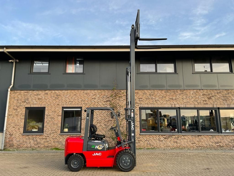 Isuzu JAC CPCD30 3 ton Triplex Freelift Sideshift Diesel Heftruck New ! - Carrello elevatore diesel: foto 4 Isuzu JAC CPCD30 3 ton Triplex Freelift Sideshift Diesel Heftruck New ! - Carrello elevatore diesel: foto 4