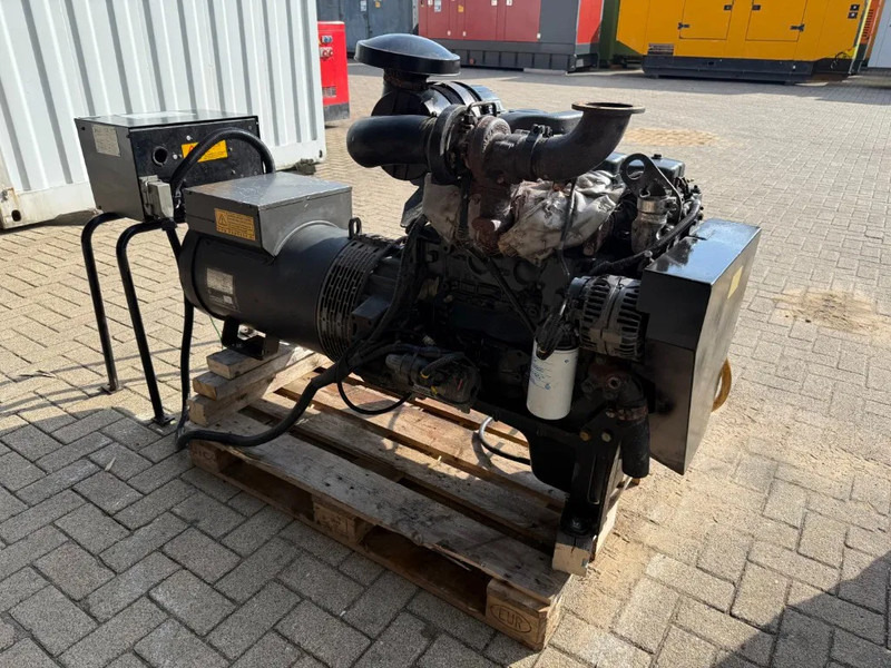 Gruppo elettrogeno Iveco FPT Himoinsa Mecc Alte Spa 75 kVA generatorset: foto 5