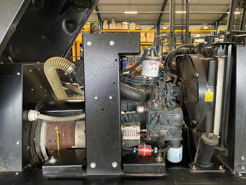 Gruppo elettrogeno Kubota GenSet MPM 15/400 SS-KA 15 kVA 400 Amp Silent Las generatorset: foto 9