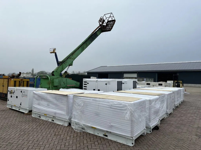 Perkins 1104C-44TAG2 Leroy Somer 110 kVA Silent generatorset LOADSHARING / SYNCHRONISING TO GRID - Gruppo elettrogeno: foto 2 Perkins 1104C-44TAG2 Leroy Somer 110 kVA Silent generatorset LOADSHARING / SYNCHRONISING TO GRID - Gruppo elettrogeno: foto 2