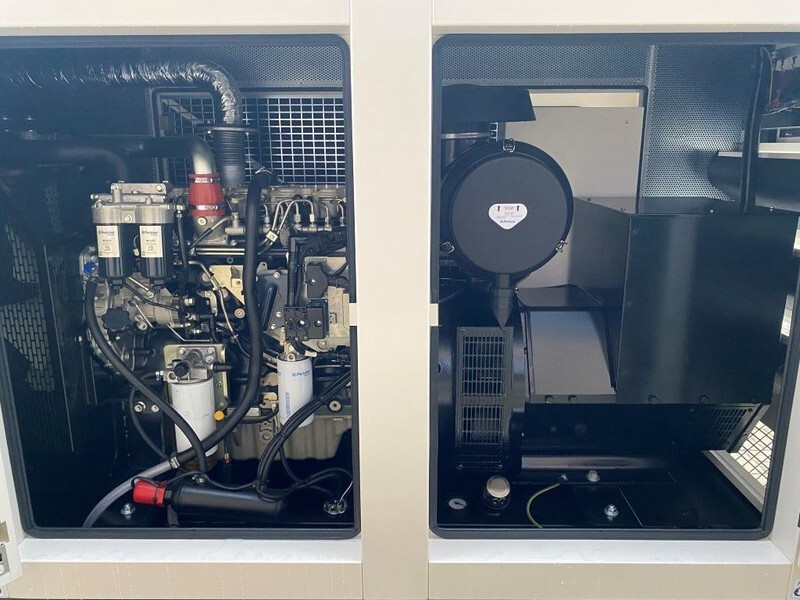 Gruppo elettrogeno nuovo Perkins 1106D-E70TAG3 Stamford 165 kVA Silent generatorset New !: foto 6