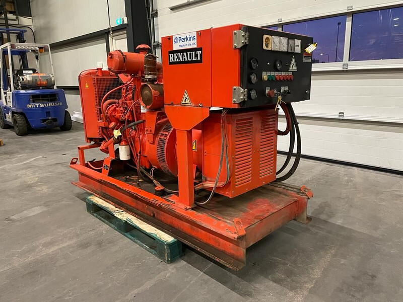 Perkins Leroy Somer 40 kVA open generatorset - Gruppo elettrogeno: foto 2 Perkins Leroy Somer 40 kVA open generatorset - Gruppo elettrogeno: foto 2