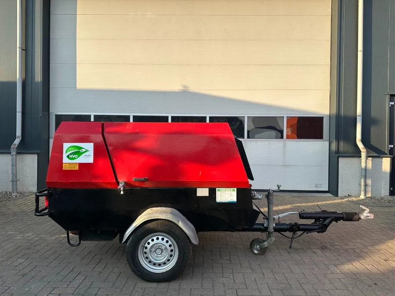 Rotair MDVN 71 AP Perkins 7.1 m3 / min 47 kW 7 Bar Mobiele Diesel Compressor Aanhanger - Compressore d'aria: foto 2 Rotair MDVN 71 AP Perkins 7.1 m3 / min 47 kW 7 Bar Mobiele Diesel Compressor Aanhanger - Compressore d'aria: foto 2