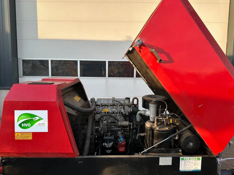 Rotair MDVN 71 AP Perkins 7.1 m3 / min 47 kW 7 Bar Mobiele Diesel Compressor Aanhanger - Compressore d'aria: foto 3 Rotair MDVN 71 AP Perkins 7.1 m3 / min 47 kW 7 Bar Mobiele Diesel Compressor Aanhanger - Compressore d'aria: foto 3