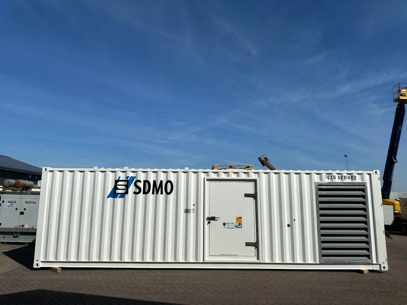 SDMO Perkins Leroy Somer 1460 kVA Silent generatorset Powerplant in 40 ft container - Gruppo elettrogeno: foto 4 SDMO Perkins Leroy Somer 1460 kVA Silent generatorset Powerplant in 40 ft container - Gruppo elettrogeno: foto 4