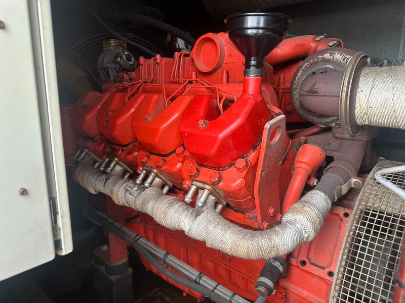 Scania DSI 14 60 Leroy Somer 450 kVA Silent generatorset in 20 ft container - Gruppo elettrogeno: foto 4 Scania DSI 14 60 Leroy Somer 450 kVA Silent generatorset in 20 ft container - Gruppo elettrogeno: foto 4