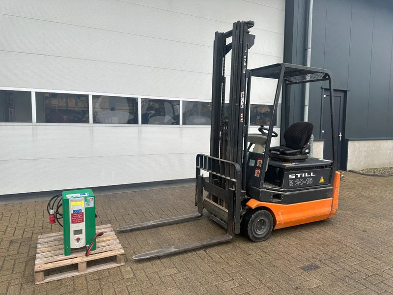 Still R20-16 1.6 ton Triplex Freelift Elektra Heftruck 630 cm hefhoogte ! - Carrello elevatore elettrico: foto 3 Still R20-16 1.6 ton Triplex Freelift Elektra Heftruck 630 cm hefhoogte ! - Carrello elevatore elettrico: foto 3
