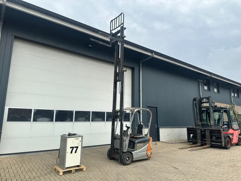 Still RX 50-15 Triplex Freelift Sideshift Elektra Heftruck 1.5 ton Accu 2021 - Carrello elevatore elettrico: foto 5 Still RX 50-15 Triplex Freelift Sideshift Elektra Heftruck 1.5 ton Accu 2021 - Carrello elevatore elettrico: foto 5