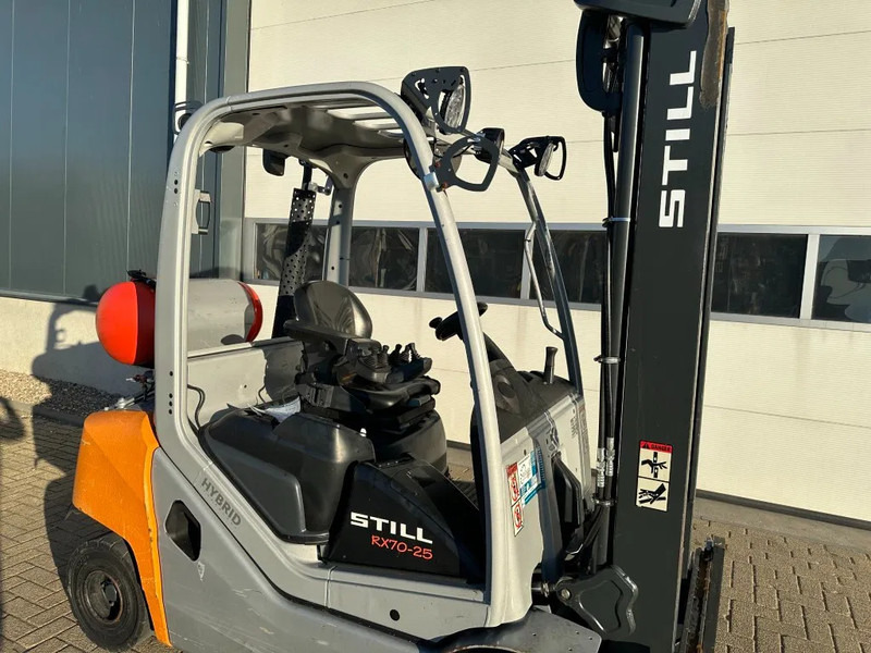 Still RX70-25 T 2.5 ton Duplex Sideshift LPG Heftruck 2020 - Carrello elevatore a gas: foto 4 Still RX70-25 T 2.5 ton Duplex Sideshift LPG Heftruck 2020 - Carrello elevatore a gas: foto 4