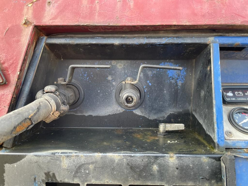 Yanmar 3 m3 / min 10 Bar PDS 90S Diesel Compressor - Compressore d'aria: foto 5 Yanmar 3 m3 / min 10 Bar PDS 90S Diesel Compressor - Compressore d'aria: foto 5