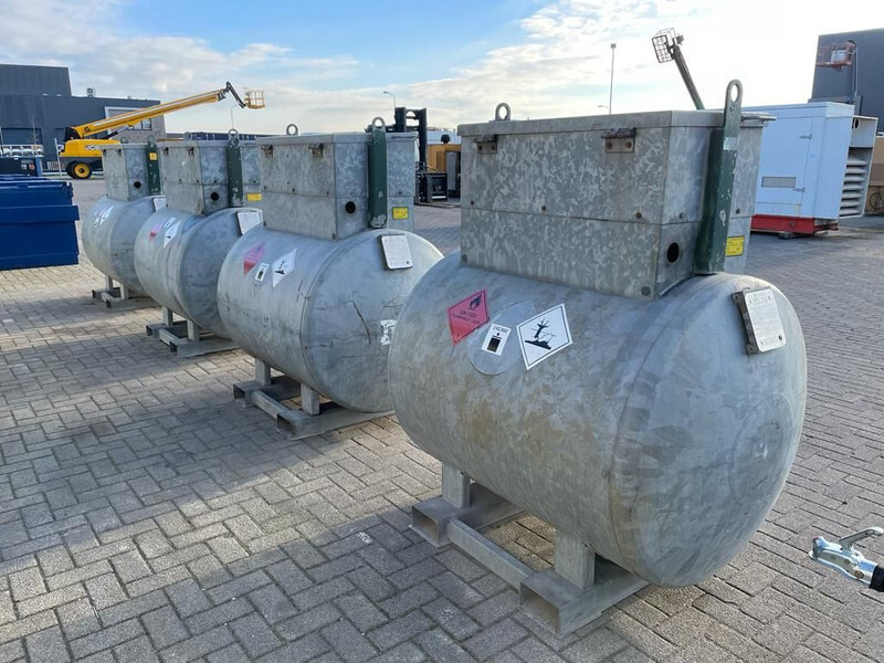 Dieseltank Rietberg 1000 liter Dieseltank Gegalvaniseerd - Serbatoio di stoccaggio: foto 5 Dieseltank Rietberg 1000 liter Dieseltank Gegalvaniseerd - Serbatoio di stoccaggio: foto 5