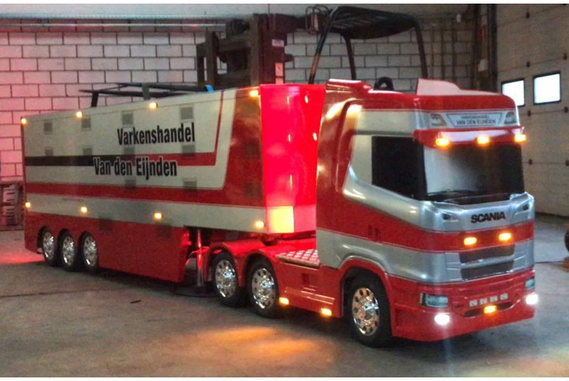 Trattore stradale Scania 770ST V8 NGS SCANIA S770: foto 19 Trattore stradale Scania 770ST V8 NGS SCANIA S770: foto 19