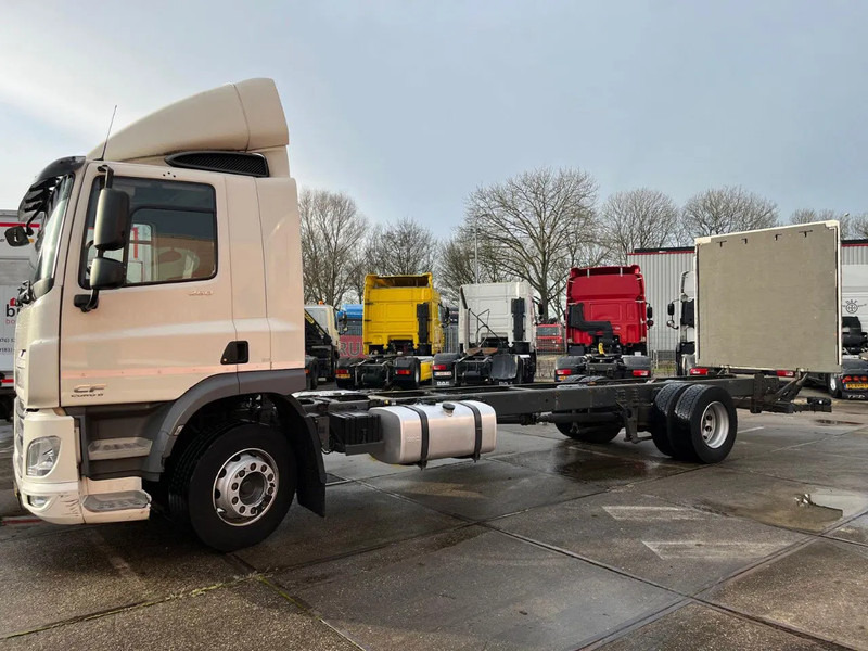 DAF CF 260 CF 260 FA CHASSIS CABINE EURO 6 - Autocarro telaio: foto 5 DAF CF 260 CF 260 FA CHASSIS CABINE EURO 6 - Autocarro telaio: foto 5