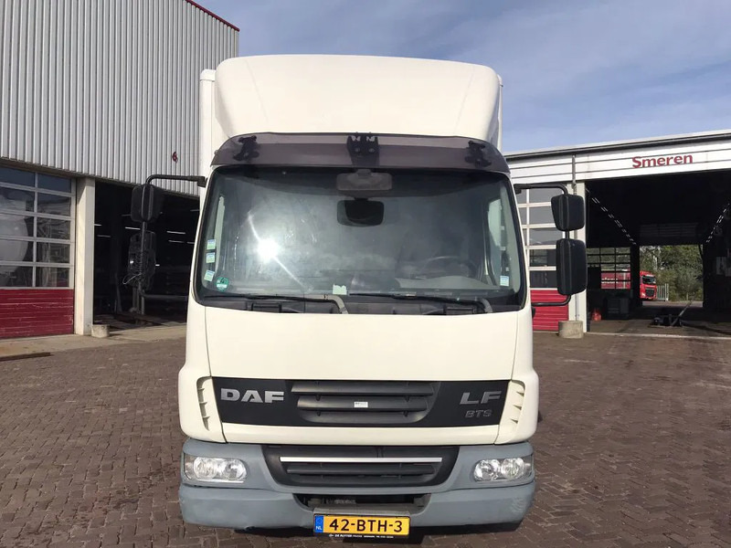 DAF LF 45 12.220 EURO 5 EEV - Autocarro furgonato: foto 2 DAF LF 45 12.220 EURO 5 EEV - Autocarro furgonato: foto 2