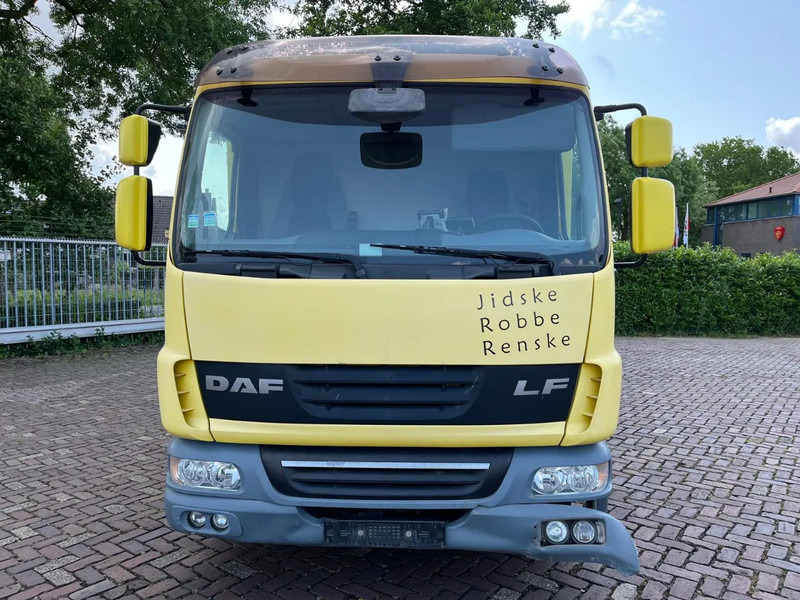 DAF LF 45 .180 - Autocarro furgonato: foto 4 DAF LF 45 .180 - Autocarro furgonato: foto 4