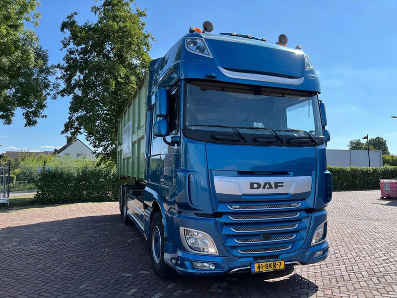 DAF XF 530 FAS - Camion con sistema di cavi: foto 2 DAF XF 530 FAS - Camion con sistema di cavi: foto 2