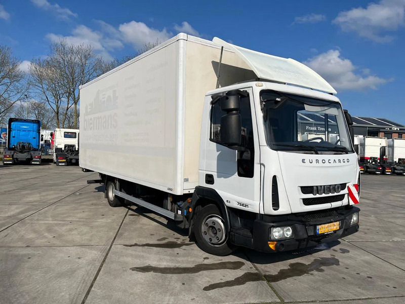 Iveco EuroCargo 75 E21 MANUAL - Autocarro furgonato: foto 1 Iveco EuroCargo 75 E21 MANUAL - Autocarro furgonato: foto 1