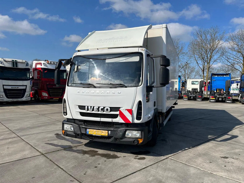 Iveco EuroCargo 75 E21 MANUAL - Autocarro furgonato: foto 4 Iveco EuroCargo 75 E21 MANUAL - Autocarro furgonato: foto 4