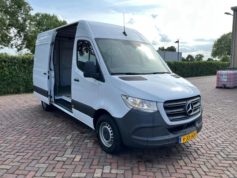 Mercedes-Benz Sprinter 317 1.9 CDI L2H1 - Furgone chiuso, Furgone doppia cabina: foto 5 Mercedes-Benz Sprinter 317 1.9 CDI L2H1 - Furgone chiuso, Furgone doppia cabina: foto 5