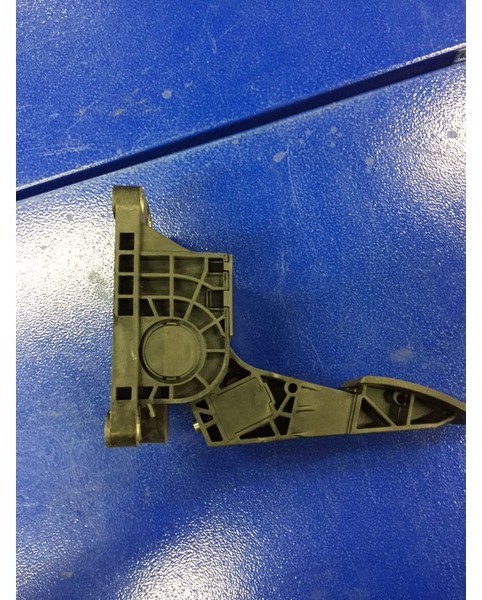 Mercedes-Benz gaspedaal actros / atego / axor 9603000004 - Pedale per Camion: foto 3 Mercedes-Benz gaspedaal actros / atego / axor 9603000004 - Pedale per Camion: foto 3