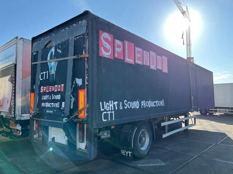 Netam-Fruehauf ONCRK 22110 - Semirimorchio furgonato: foto 5 Netam-Fruehauf ONCRK 22110 - Semirimorchio furgonato: foto 5