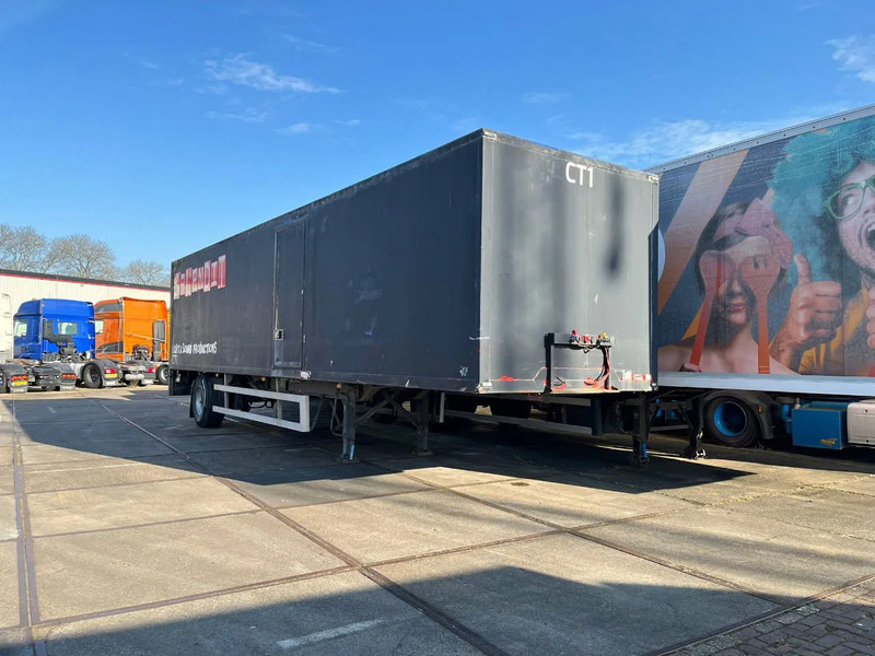 Netam-Fruehauf ONCRK 22110 - Semirimorchio furgonato: foto 1 Netam-Fruehauf ONCRK 22110 - Semirimorchio furgonato: foto 1