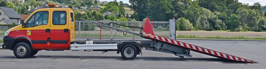 Iveco DAILY 70C17 Abschleppwagen 4,90m * TOPZUSTAND! Iveco DAILY 70C17 Abschleppwagen 4,90m * TOPZUSTAND! - Carro attrezzi: foto 5 Iveco DAILY 70C17 Abschleppwagen 4,90m * TOPZUSTAND! Iveco DAILY 70C17 Abschleppwagen 4,90m * TOPZUSTAND! - Carro attrezzi: foto 5