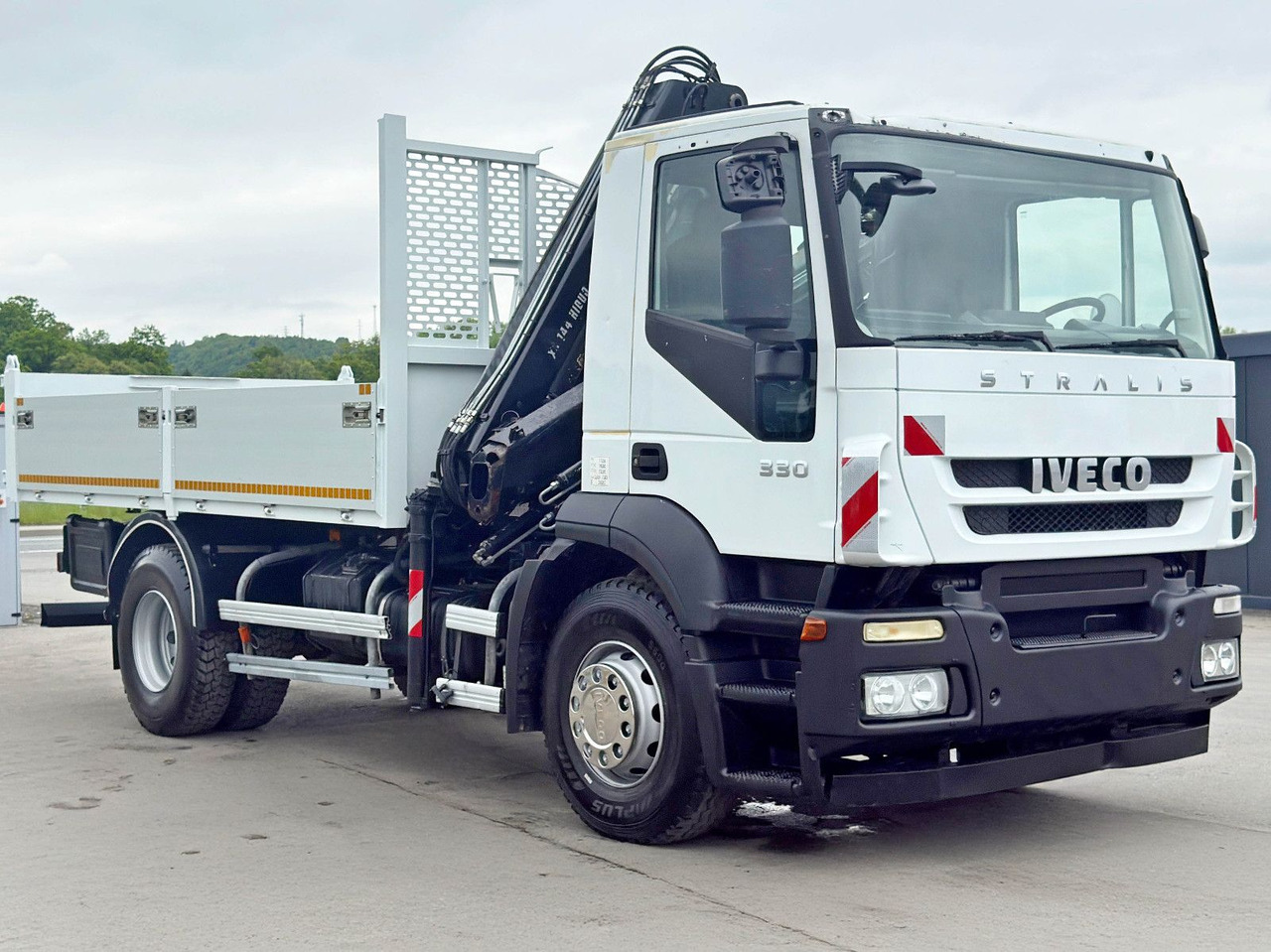 Iveco STRALIS 330 *HIAB 144 BS-3 HIDUO* TOPZUSTAND - Autocarro ribaltabile, Camion con gru: foto 4 Iveco STRALIS 330 *HIAB 144 BS-3 HIDUO* TOPZUSTAND - Autocarro ribaltabile, Camion con gru: foto 4