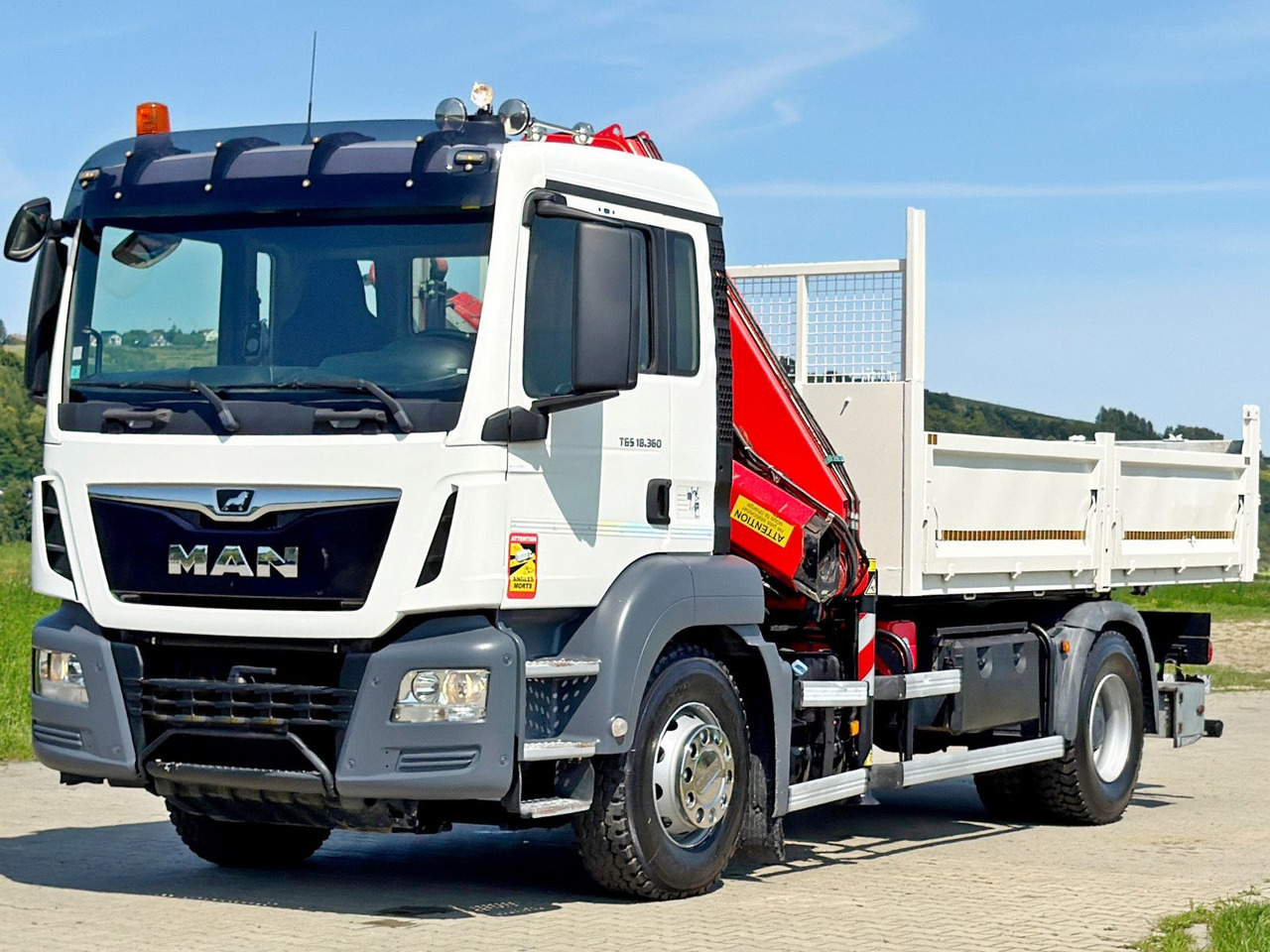 MAN TGS 18.360 * FASSI F135A.0.23 + FUNK * TOP - Autocarro ribaltabile, Camion con gru: foto 3 MAN TGS 18.360 * FASSI F135A.0.23 + FUNK * TOP - Autocarro ribaltabile, Camion con gru: foto 3
