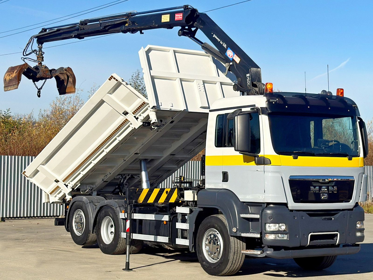 MAN TGS 28.320 * HMF 1500 - K2 * TOPZUSTAND - Camion con gru: foto 3 MAN TGS 28.320 * HMF 1500 - K2 * TOPZUSTAND - Camion con gru: foto 3