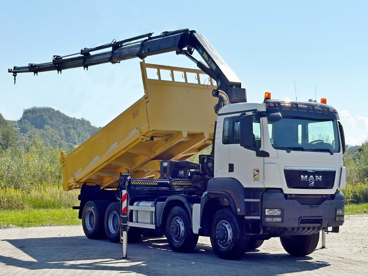 MAN TGS 32.510 * HIAB 288 EP - 5HIDUO/ FUNK * 8x8 - Autocarro ribaltabile, Camion con gru: foto 2 MAN TGS 32.510 * HIAB 288 EP - 5HIDUO/ FUNK * 8x8 - Autocarro ribaltabile, Camion con gru: foto 2