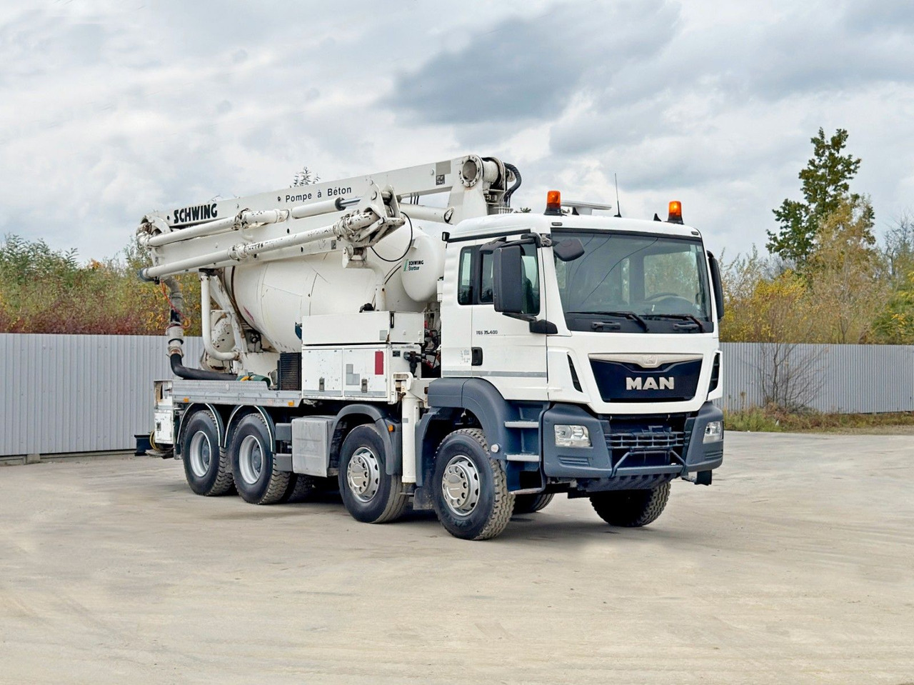 MAN TGS 35.400 BETONPUMPE * 8x4 / TOPZUSTAND - Pompa autocarrata: foto 1 MAN TGS 35.400 BETONPUMPE * 8x4 / TOPZUSTAND - Pompa autocarrata: foto 1