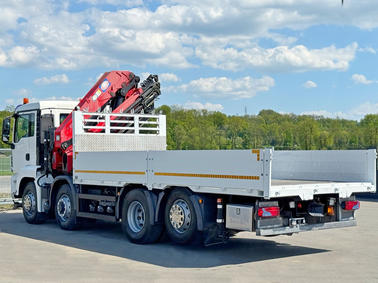 Camion con gru MAN TGS 35.440* KIPPER 6,00m * HMF 4220 K6/FUNK* 8x4: foto 8 Camion con gru MAN TGS 35.440* KIPPER 6,00m * HMF 4220 K6/FUNK* 8x4: foto 8