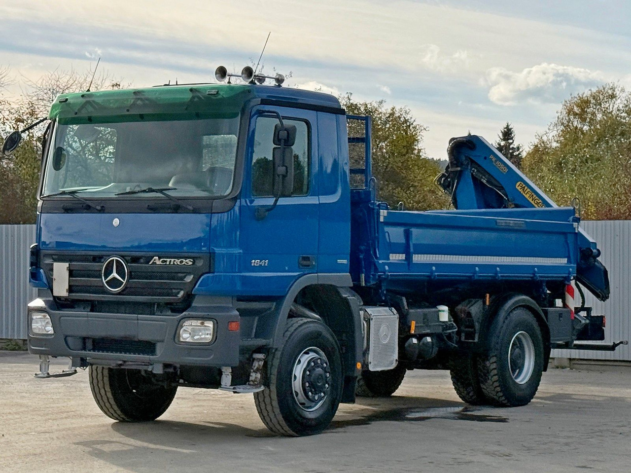 Mercedes-Benz ACTROS 1841 * PK 10501 + FUNK * TOP * 4x4 - Autocarro ribaltabile, Camion con gru: foto 3 Mercedes-Benz ACTROS 1841 * PK 10501 + FUNK * TOP * 4x4 - Autocarro ribaltabile, Camion con gru: foto 3