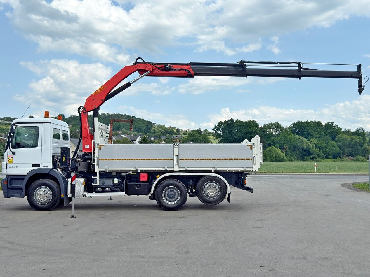 Mercedes-Benz ACTROS 2536* KIPPER 5,30m * PK 15500 + FUNK* TOP - Camion con gru: foto 5 Mercedes-Benz ACTROS 2536* KIPPER 5,30m * PK 15500 + FUNK* TOP - Camion con gru: foto 5