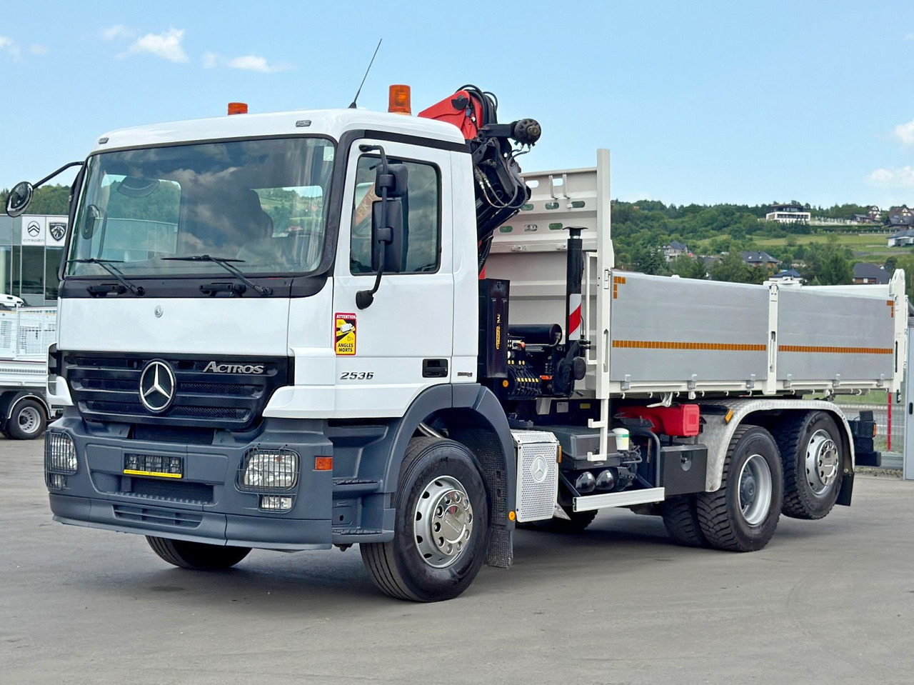 Mercedes-Benz ACTROS 2536* KIPPER 5,30m * PK 15500 + FUNK* TOP - Camion con gru: foto 4 Mercedes-Benz ACTROS 2536* KIPPER 5,30m * PK 15500 + FUNK* TOP - Camion con gru: foto 4