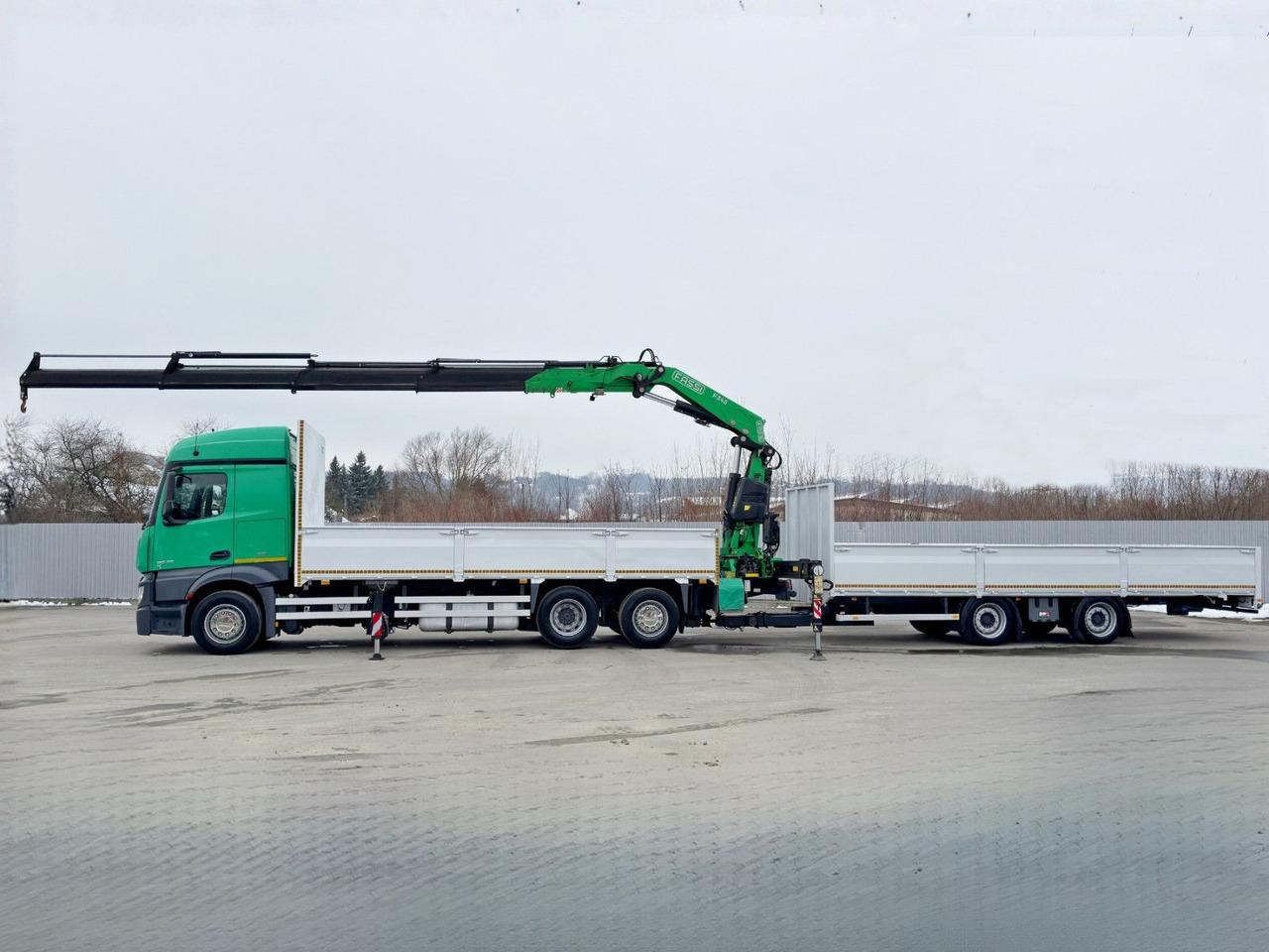 Mercedes-Benz ACTROS 2645 * FASSI F345.24 XE + FUNK + Anhänger - Camion con gru: foto 5 Mercedes-Benz ACTROS 2645 * FASSI F345.24 XE + FUNK + Anhänger - Camion con gru: foto 5