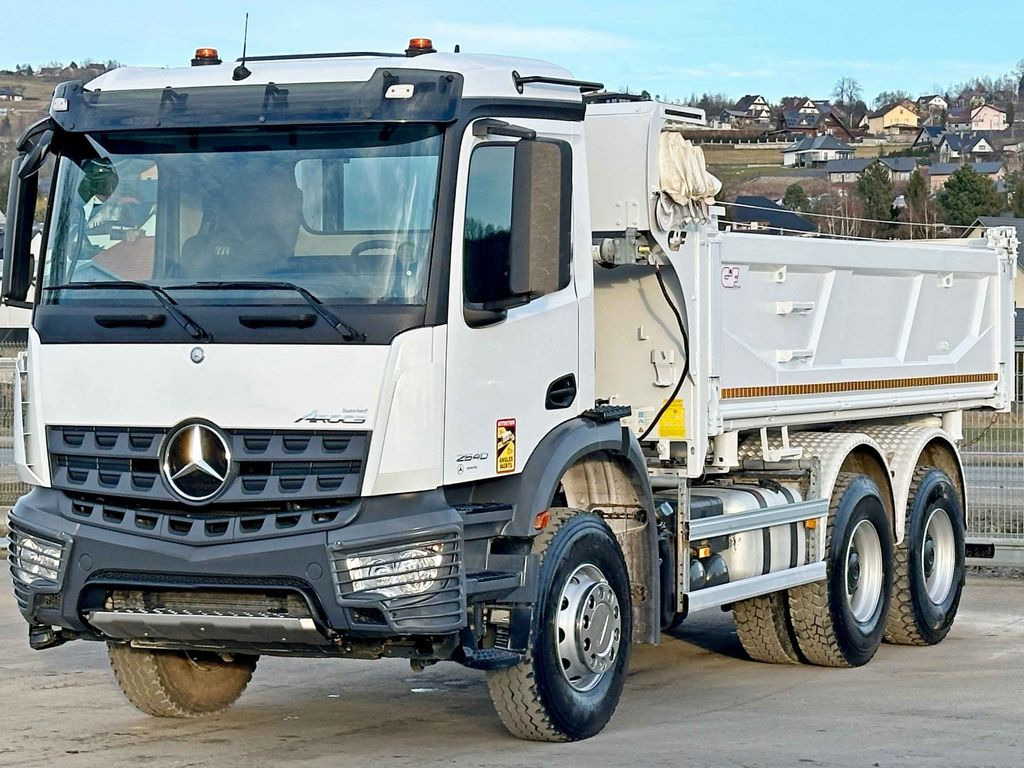 Mercedes-Benz AROCS 3240* KIPPER 5,10 + BORDMATIC / 6x4 - Autocarro ribaltabile: foto 5 Mercedes-Benz AROCS 3240* KIPPER 5,10 + BORDMATIC / 6x4 - Autocarro ribaltabile: foto 5