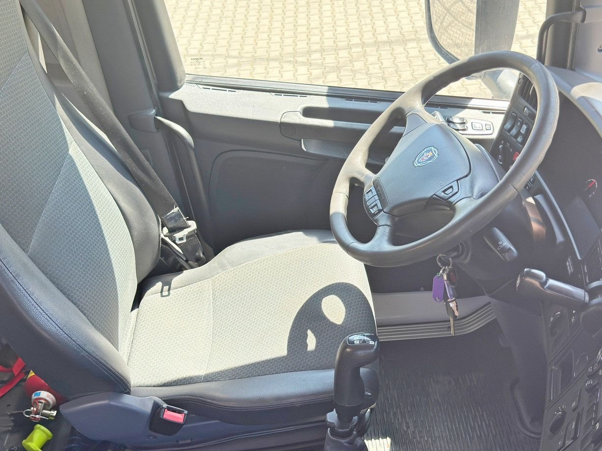 Autocarro ribaltabile Scania G 420 * KIPPER * 8x4 * TOPZUSTAND: foto 11 Autocarro ribaltabile Scania G 420 * KIPPER * 8x4 * TOPZUSTAND: foto 11