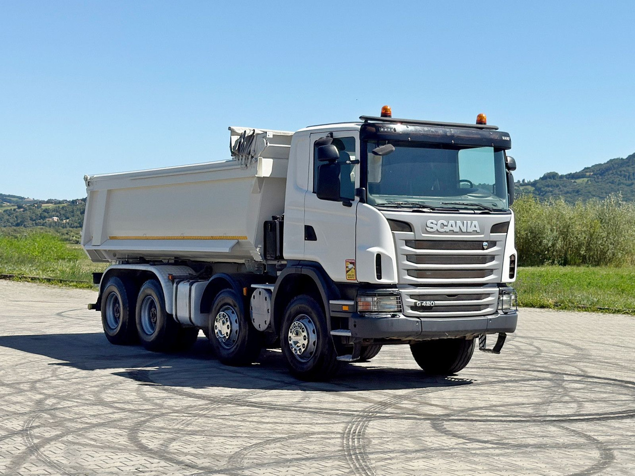 Scania G 420 * KIPPER * 8x4 * TOPZUSTAND - Autocarro ribaltabile: foto 1 Scania G 420 * KIPPER * 8x4 * TOPZUSTAND - Autocarro ribaltabile: foto 1