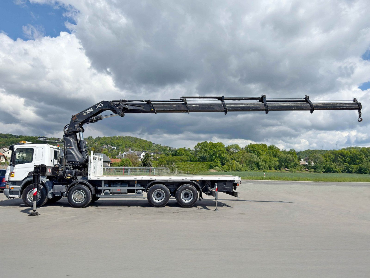 Scania P 420* PLATFORM 6,80m * HIAB 600 EP-5/FUNK * 8x4 - Camion con gru: foto 5 Scania P 420* PLATFORM 6,80m * HIAB 600 EP-5/FUNK * 8x4 - Camion con gru: foto 5