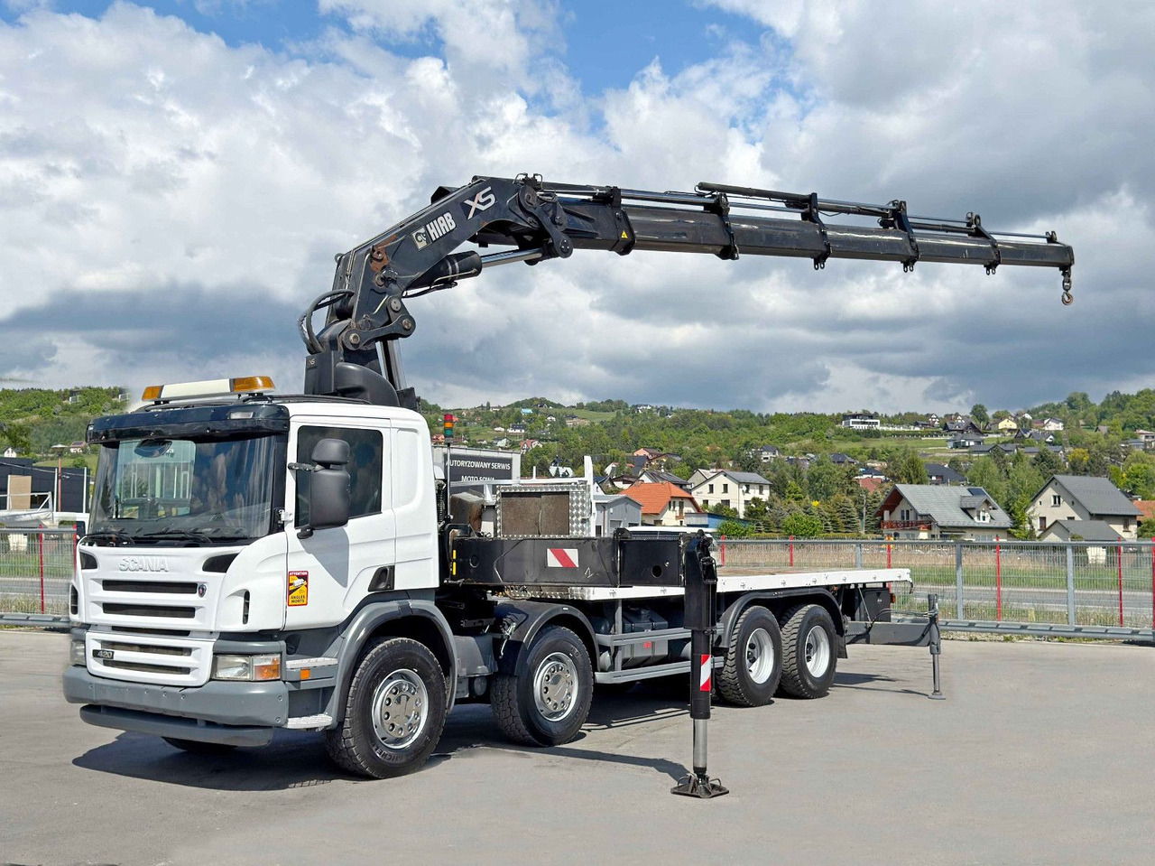 Scania P 420* PLATFORM 6,80m * HIAB 600 EP-5/FUNK * 8x4 - Camion con gru: foto 2 Scania P 420* PLATFORM 6,80m * HIAB 600 EP-5/FUNK * 8x4 - Camion con gru: foto 2