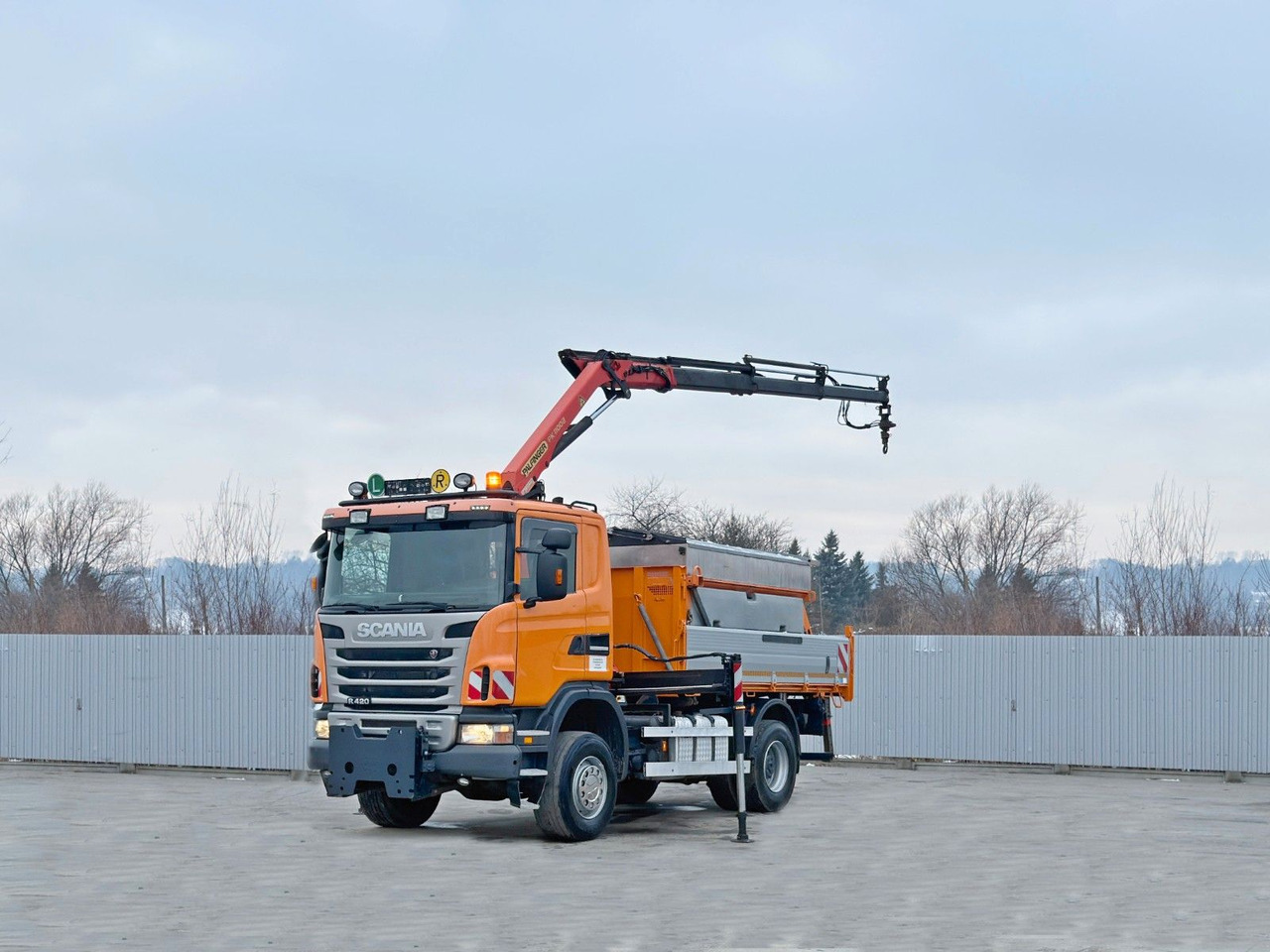 Scania R 420 KIPPER 4,15 m * PK 11002/FUNK * sandblaste - Camion con gru: foto 3 Scania R 420 KIPPER 4,15 m * PK 11002/FUNK * sandblaste - Camion con gru: foto 3