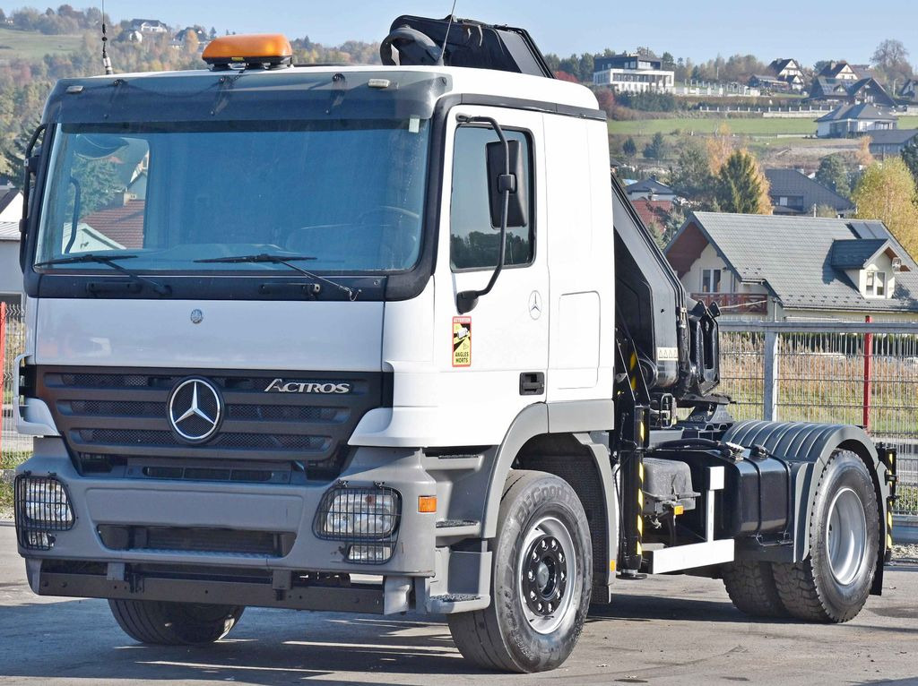 Mercedes-Benz ACTROS 1844 * Sattelzugmaschine *HIAB 330-5/FUNK - Trattore stradale: foto 3 Mercedes-Benz ACTROS 1844 * Sattelzugmaschine *HIAB 330-5/FUNK - Trattore stradale: foto 3